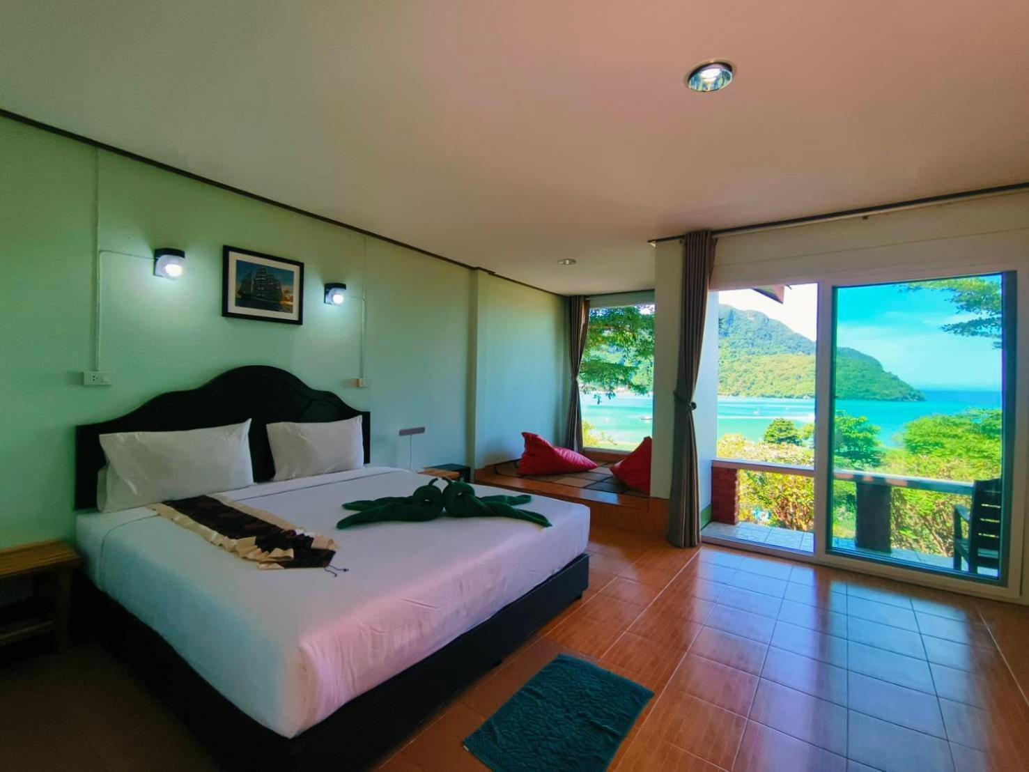 Phi Phi View Point Resort Экстерьер фото