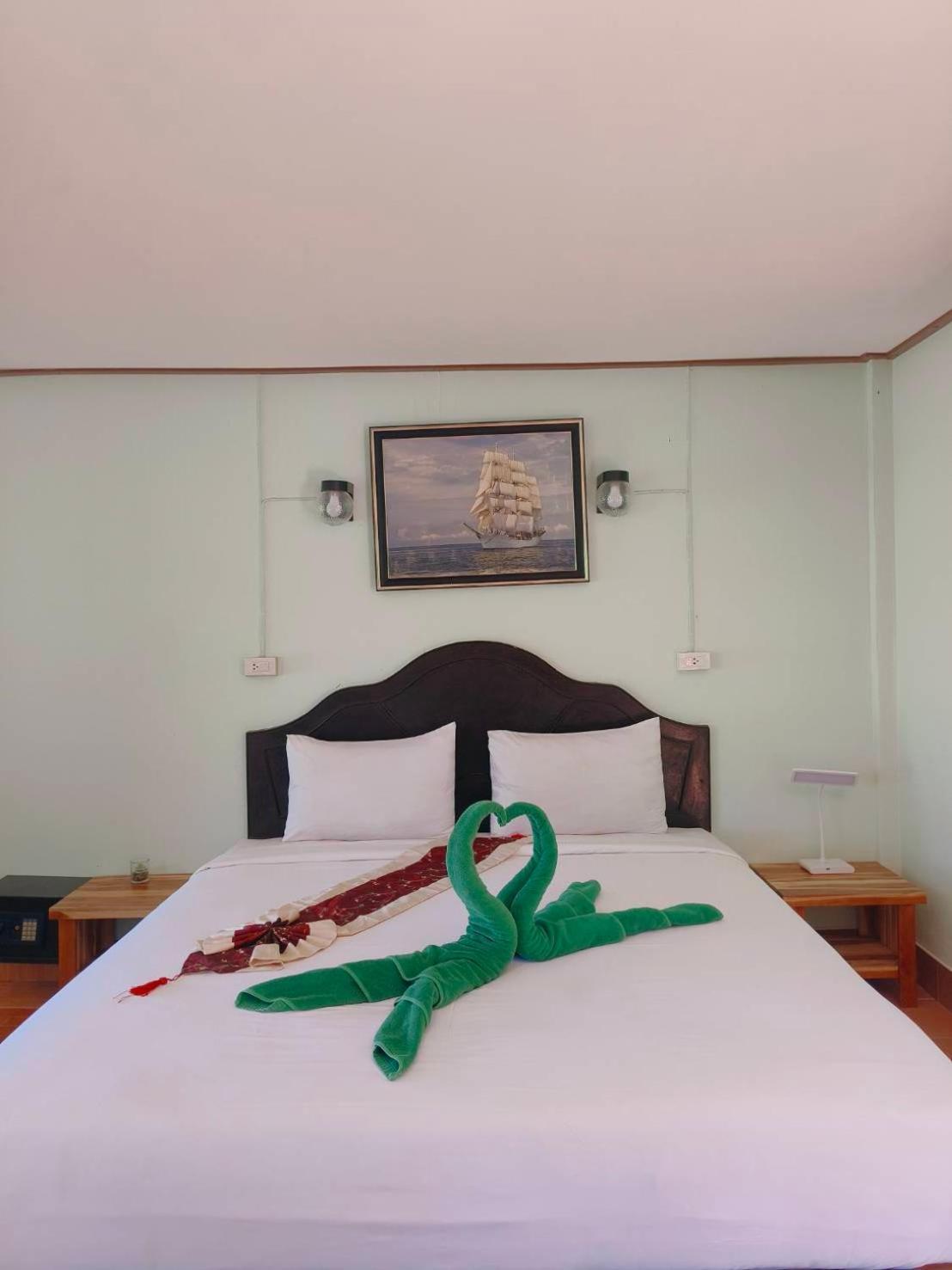 Phi Phi View Point Resort Экстерьер фото